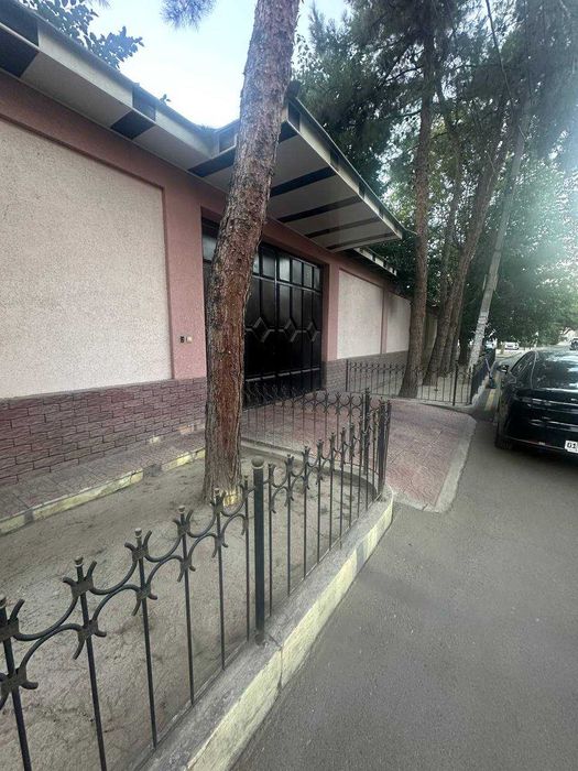 Минор метро 6 сотих ер майдонида жойлашган хонадон сотилади.