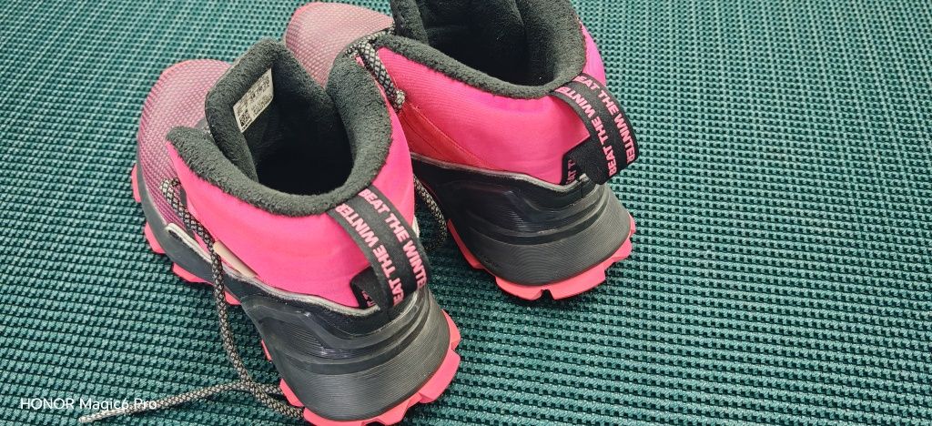 adidas детски боти