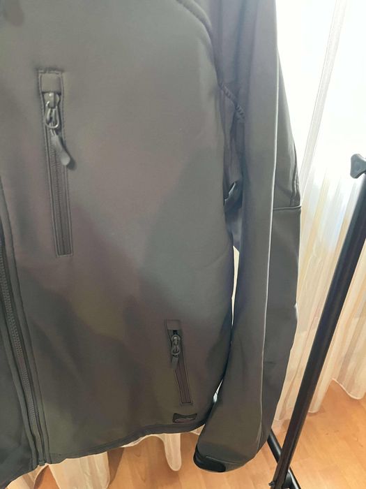 Jacheta Helikon DELTA, L