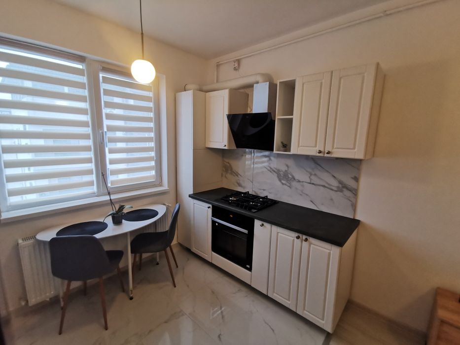 inchiriez apartament 2 camere