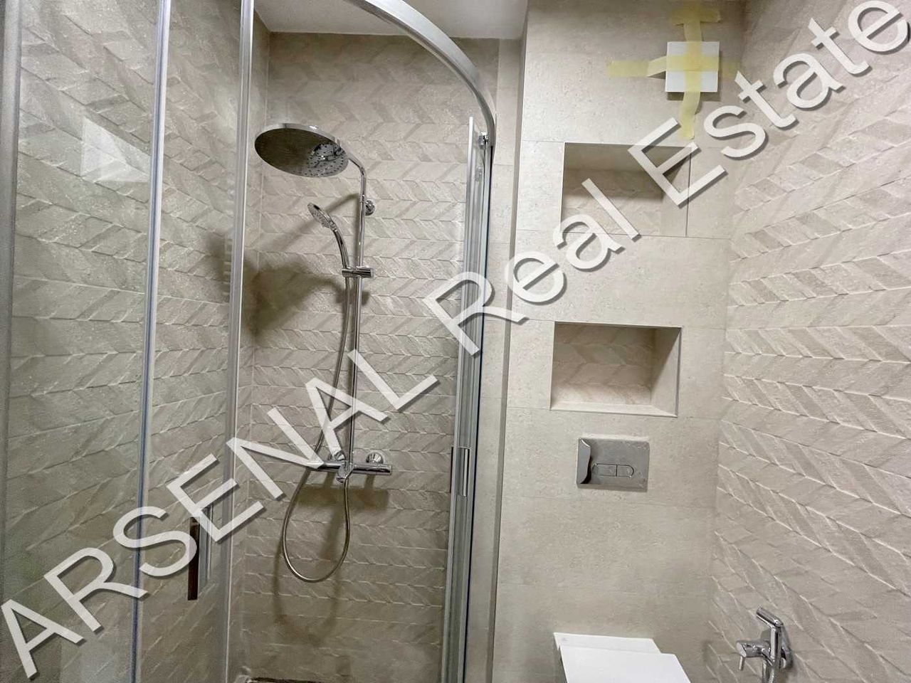 Дава се под наем Тристаен апартамент в София, Банишора - 110 кв.м за 800 € - Снимка #8