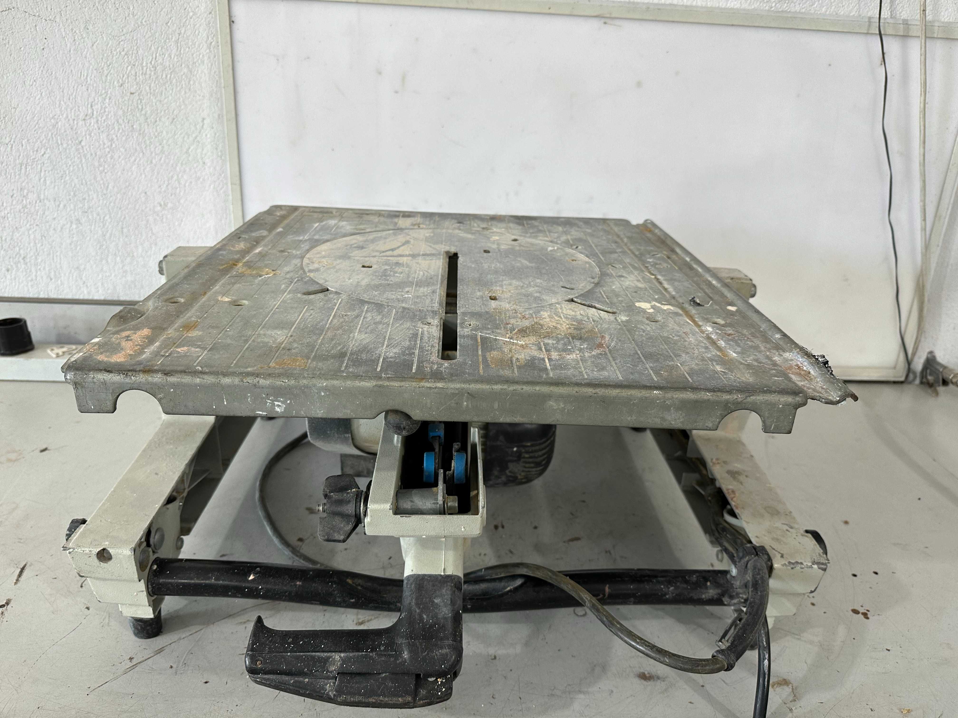 Циркуляр - Elu 1.65 kW