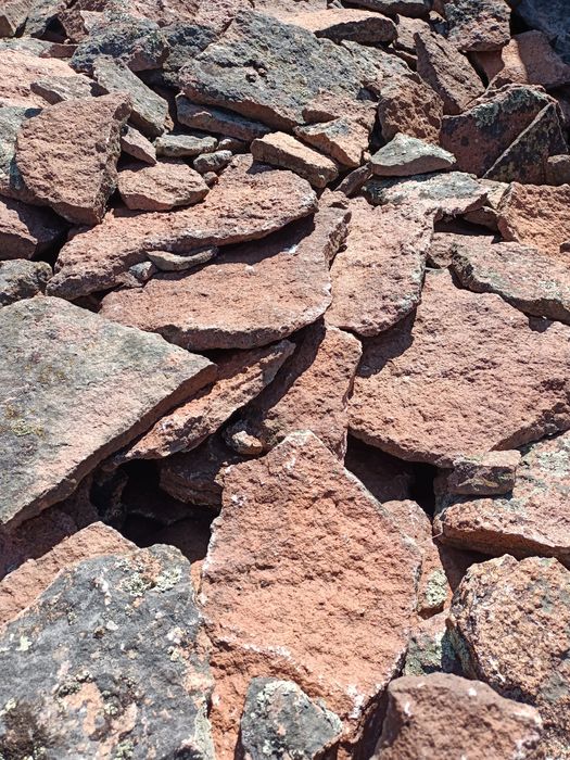 Природный камень