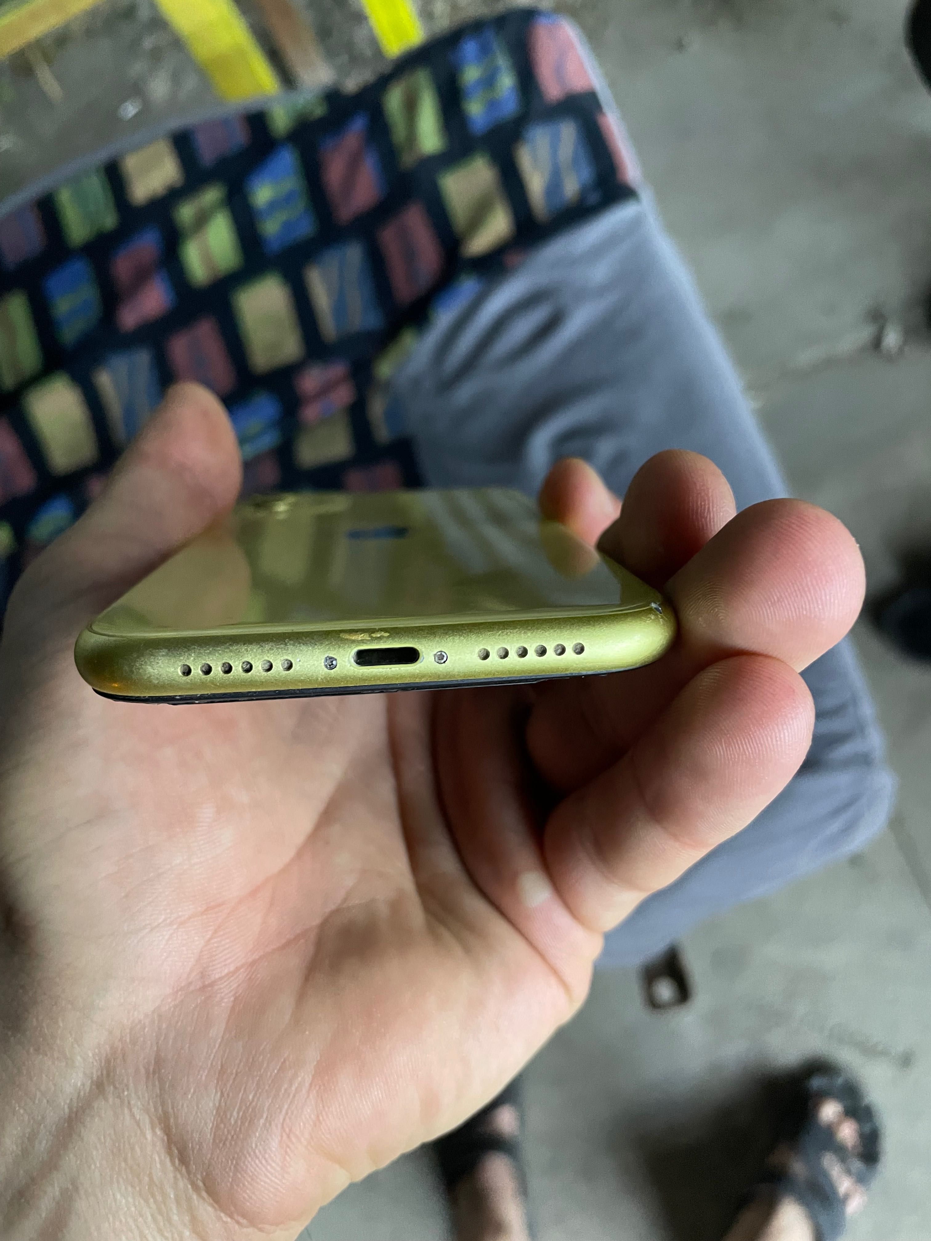 IPhone 11,128 в хорошем состоянии