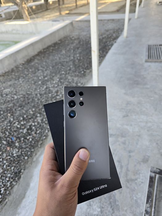 Samsung galaxy s24 Ultra Vietnam 12/256GB