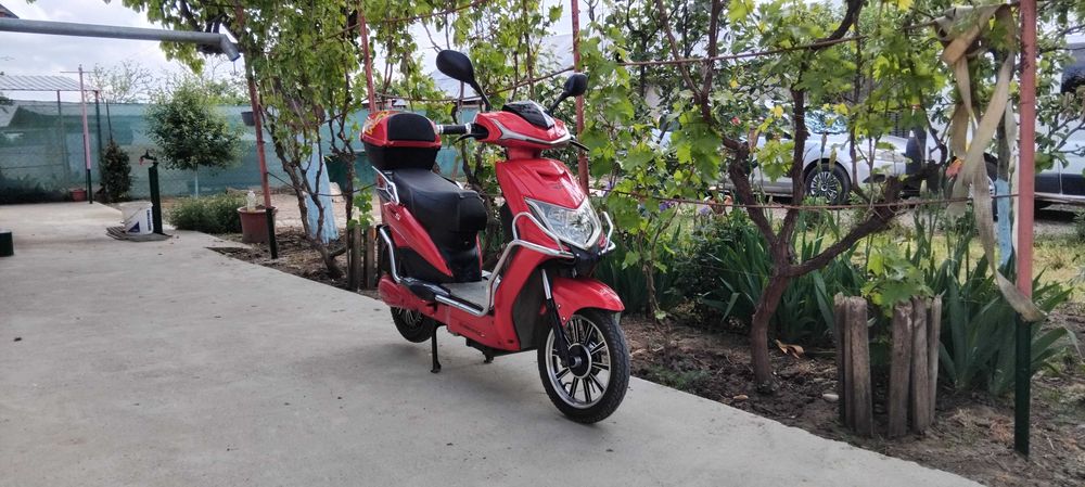Scuter electric fără permis.