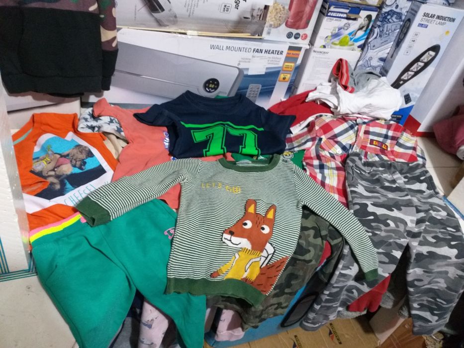 Lot Hainute Baieti Toamna Nr 92-100  30 Articole