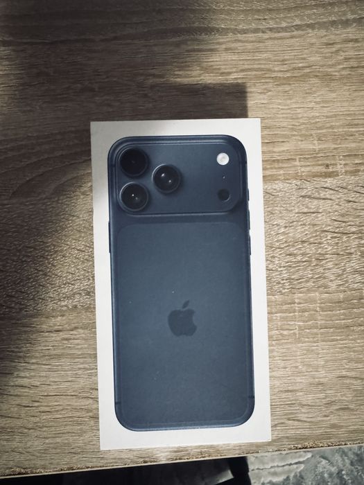 iPhone 17 Pro Max Deep Blue 256 gb