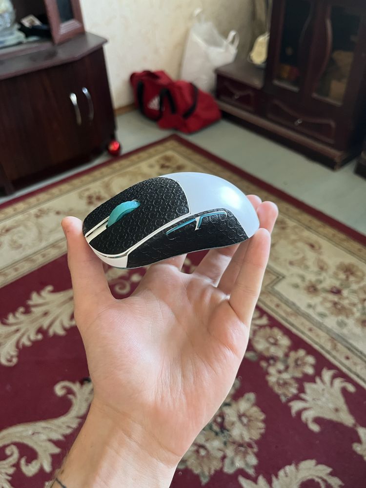 Lamzu atlantis mini