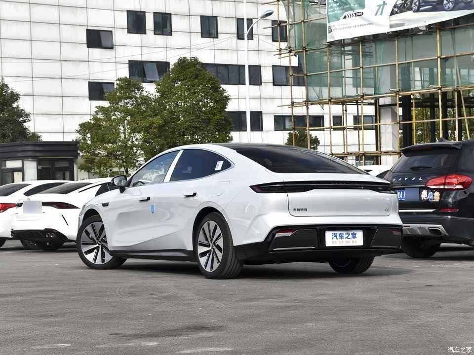 Geely Galaxy L7, E5 E8 только под заказ