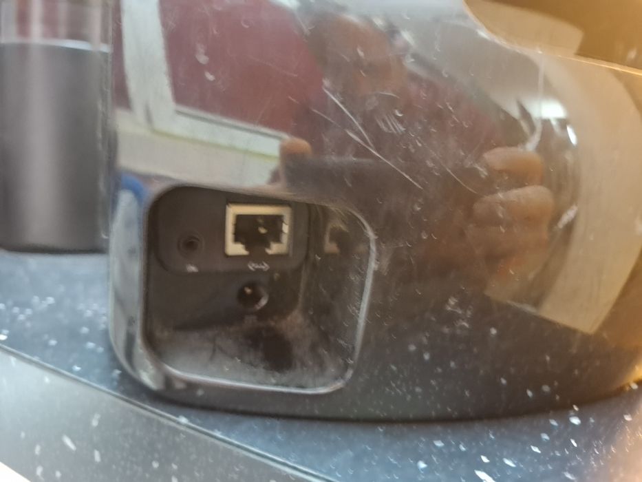 Radio Logitech Squeezebox , internet radio pentru piese