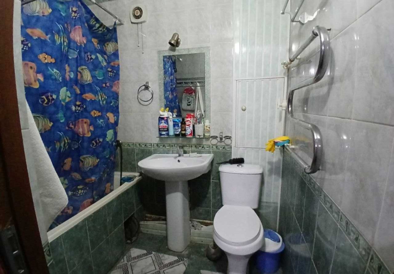 Срочно Продаётся 3ком Чиланзар 2кв