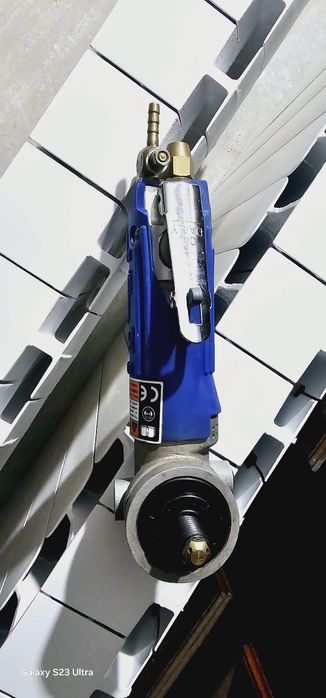 Polizor unghiular pneumatic cu apa model GWP-7