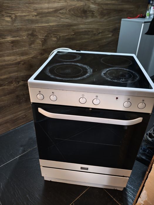 Печка VOSS Elektrolux