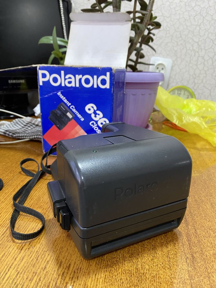 Старые фотоаппараты Polaroid 636