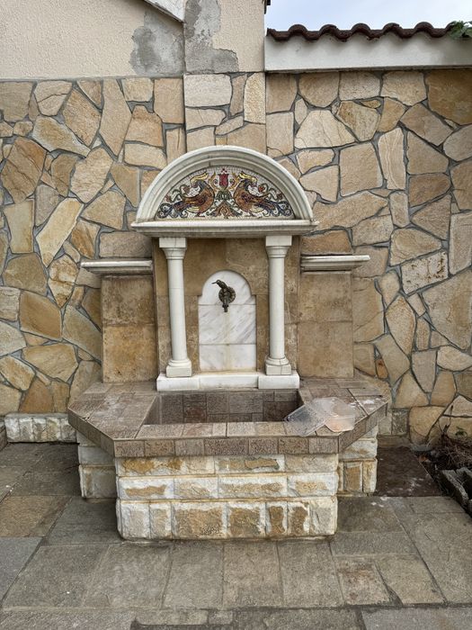 Продава къща в гр. Шипка