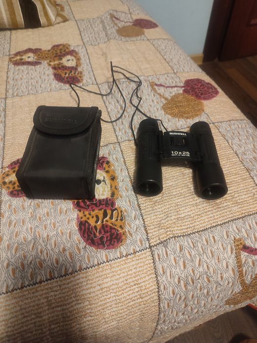 Бинокль Bushnell 10×25 302 ft. At 1000 YDS