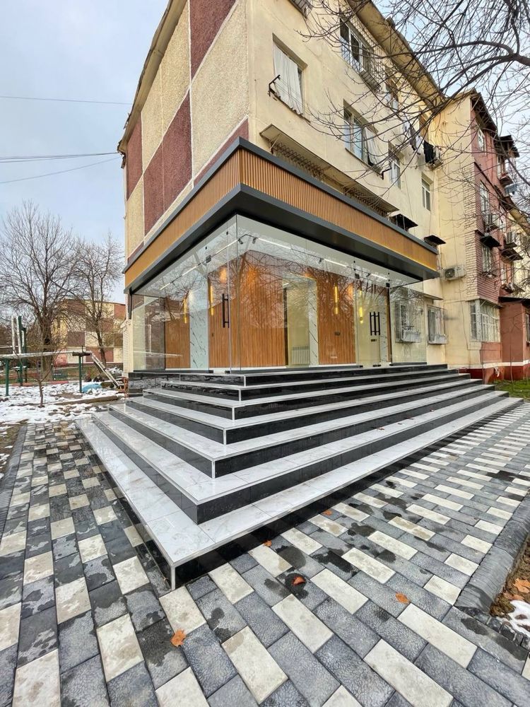 Учтепа 22квартал евро нежилое помещение 95кв.м первая линия с арендат