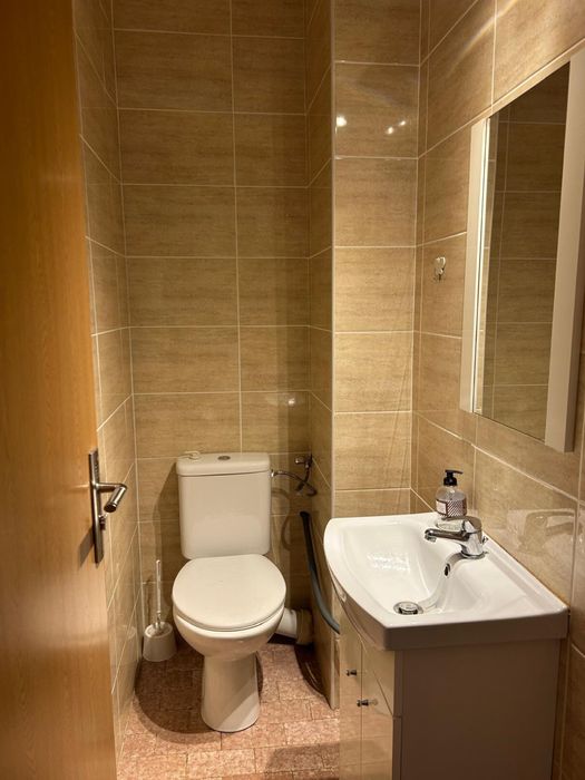 Inchiriez ap 3 camere