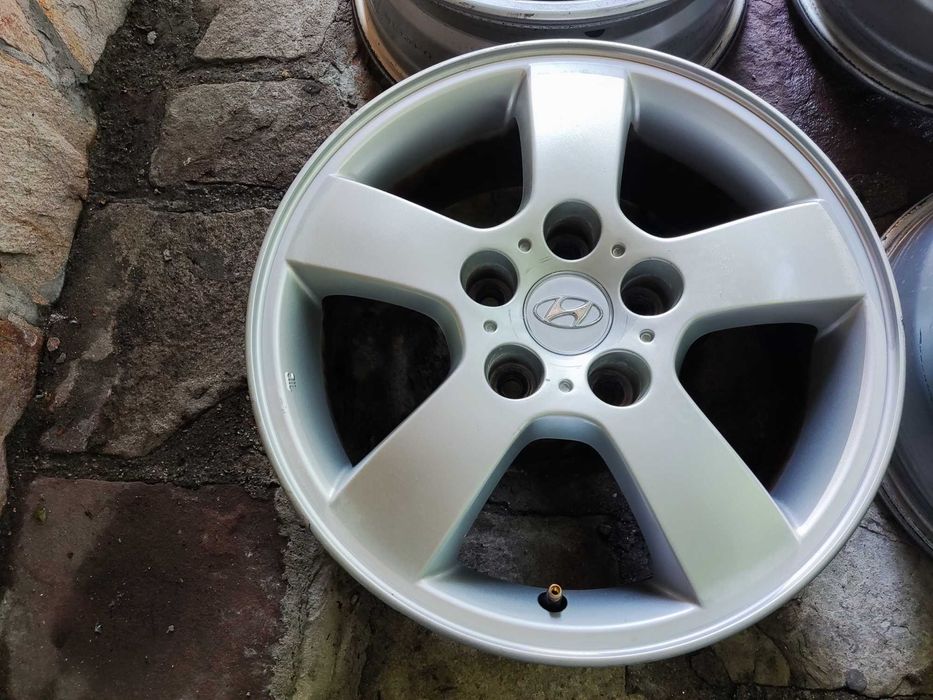 Хюндай 5x114,3 - 16 цoла oригинални лeти джaнти 5х114,3 Hyundai