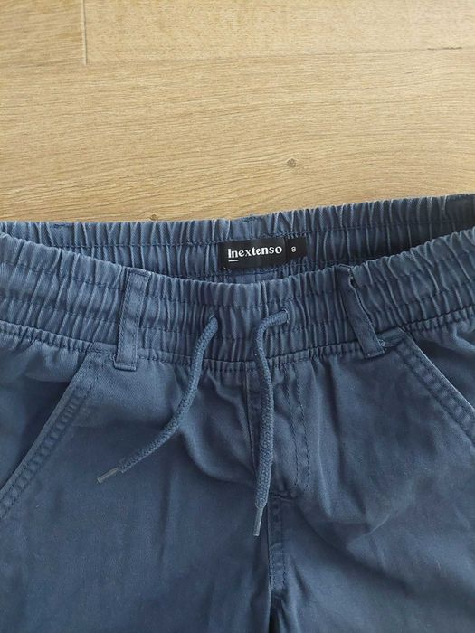 Pulover + pantaloni, 8 ani