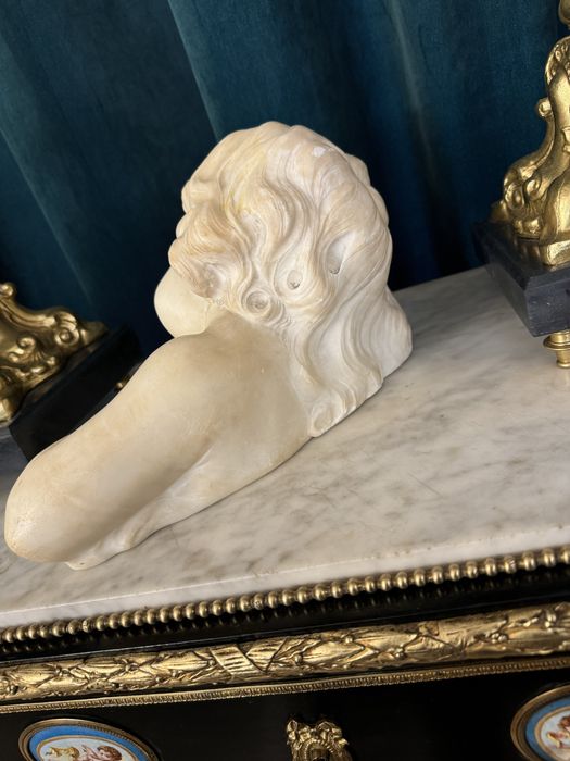 Bust marmura- stare foarte buna