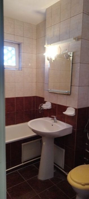 Apartament  2 camere, zonă centrala - Calea București