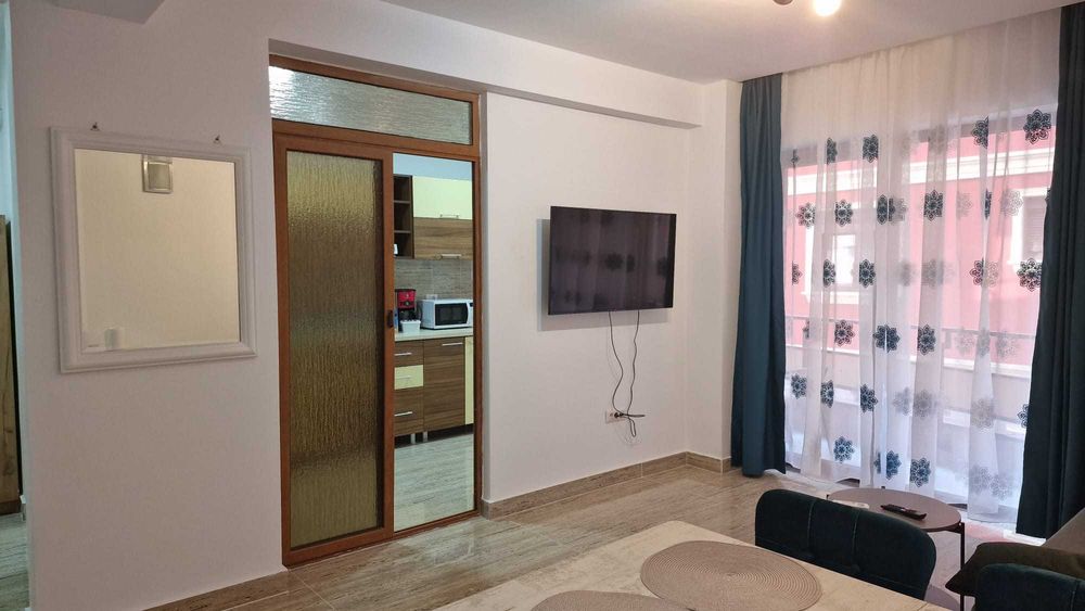 Ultracentral apartament regim hotelier