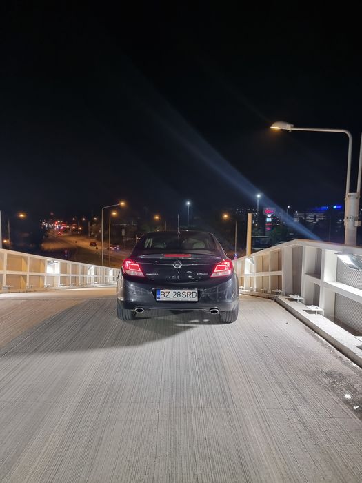 Opel Insignia 2.0 Turbo
