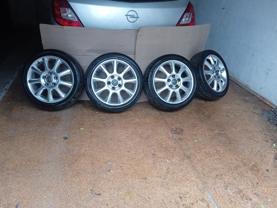 Джанти с Гуми 195/45/16 OPEL 5х110