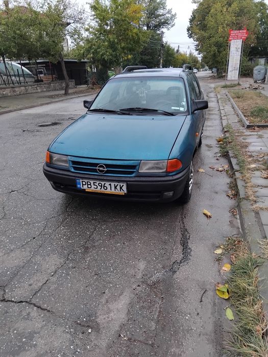 Опел Астра комби