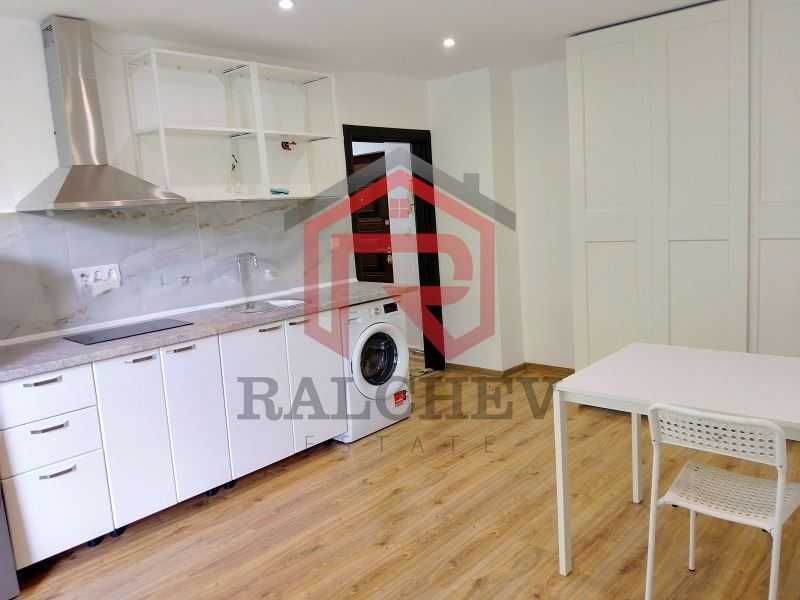 Дава се под наем Двустаен апартамент в Варна, Трошево - 55 кв.м за 408 € - Снимка #2