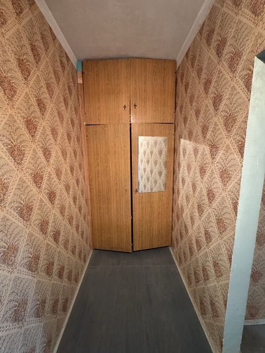 Kvartira sotiladi 2 xonali Sergeli-7 Продается квартира Сергели 7