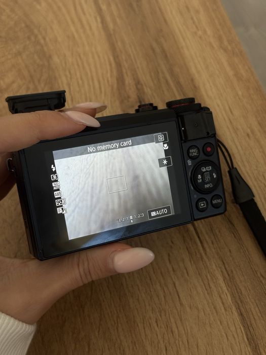 Canon mark ii g7x БЕЗ КОМЕНТАР НА ЦЕНАТА