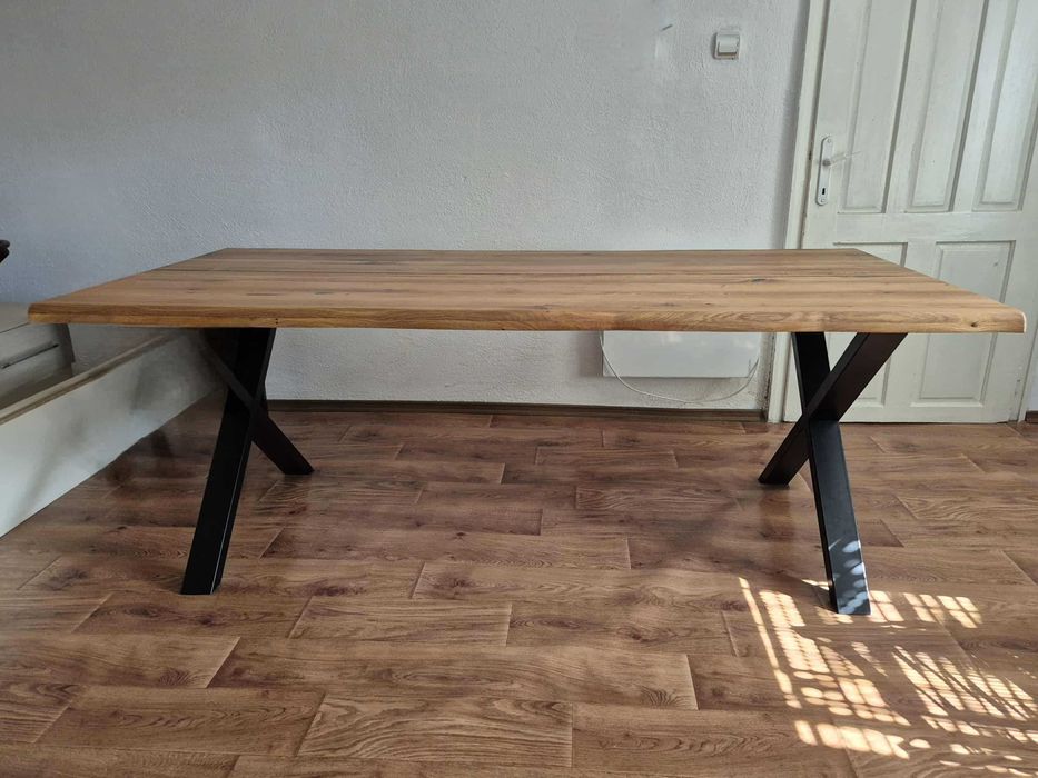 Масивна Дъбова Маса