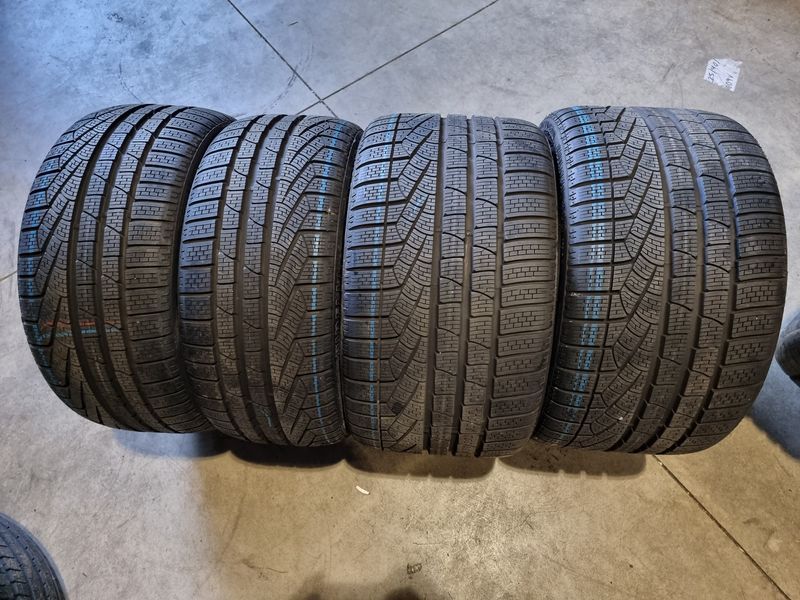 295/30/19//235/35/19 PIRELLI 4бр