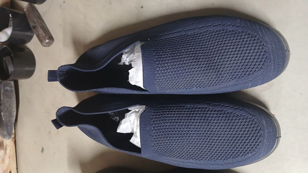 Продам мужскую обувь