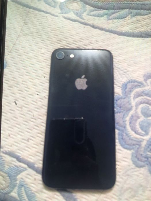 Продам телефон айфон 8 256 гб