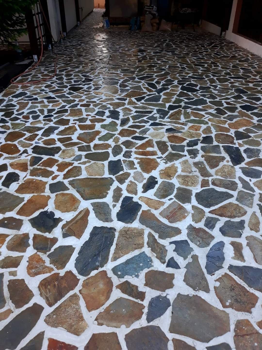 Piatra naturala de munte pentru placari, cascade grătare foișoare