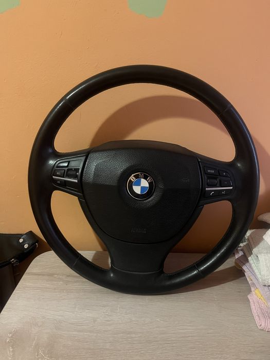 Руль от BMW f10 оригинал