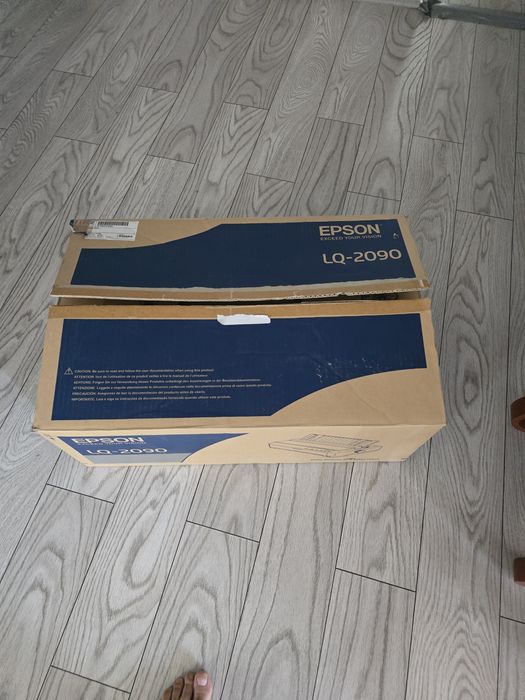 Imprimanta model LQ 2090