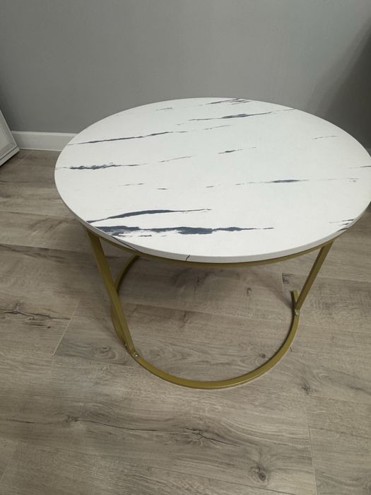 Журнальный столик