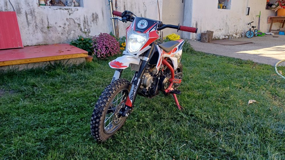 Детски кросов мотор 50 със стартер