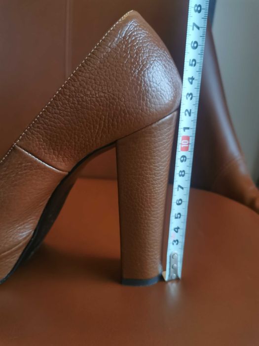 Оригинални обувки GF FERRE