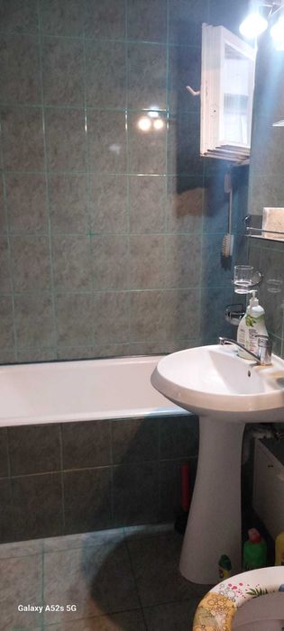 Apartament cu 4 camere decomandat, Racadau