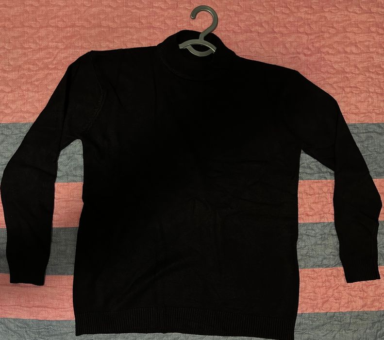 Свитер мужской черный и коричневый