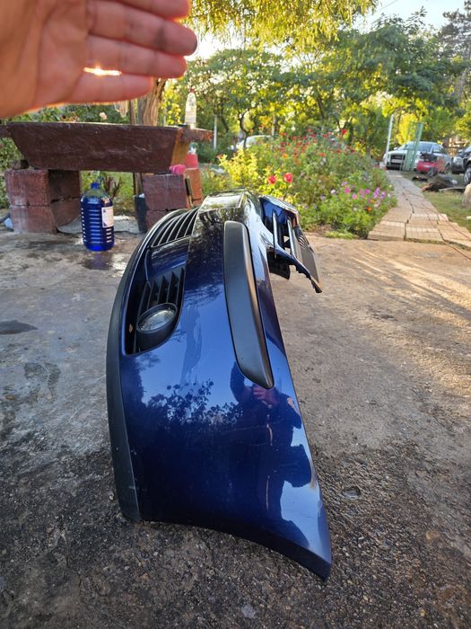 Предна броня Vw Golf 5 2004 - 2008g.
