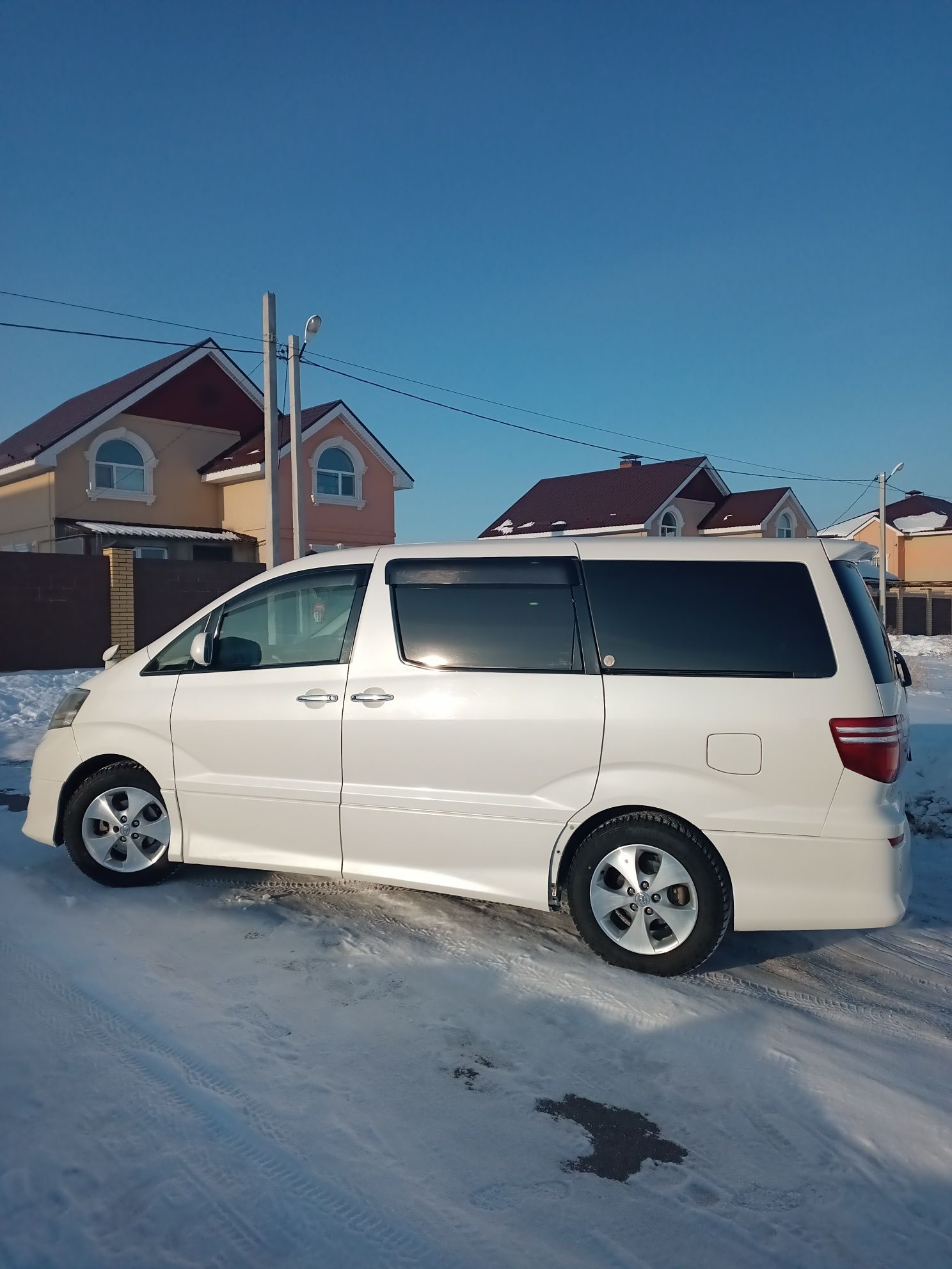 Продам а/м Toyota Alphard