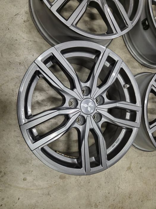 Jante 5x114.3 R17 Mithubishi Outlander Asx stare impecabila/ senzori