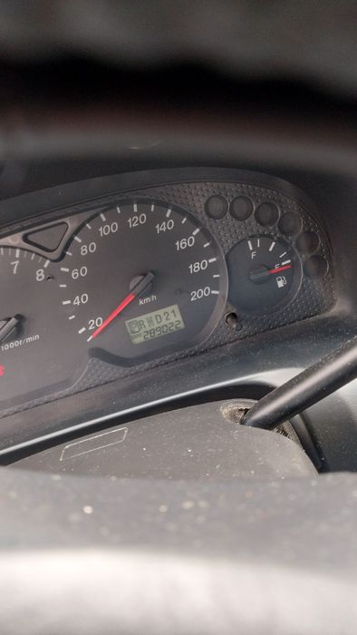 Мазда трюбите 3000 газ бензин